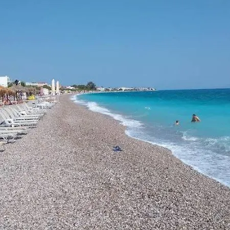 Διαμέρισμα Beachfront Cozy House - Kiatos' Seaview Retreat *