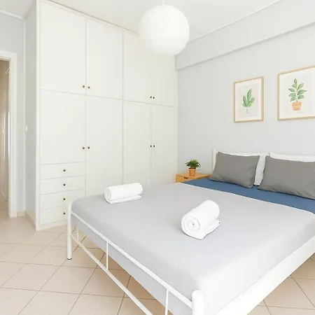 Beachfront Cozy House - Kiatos' Seaview Retreat Kiáto